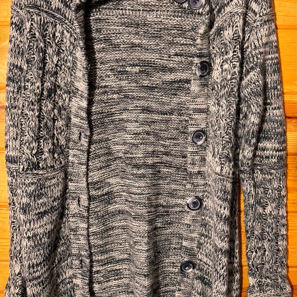 The Limited Green and Gray Textured Cardigan - Picture 7 of 7